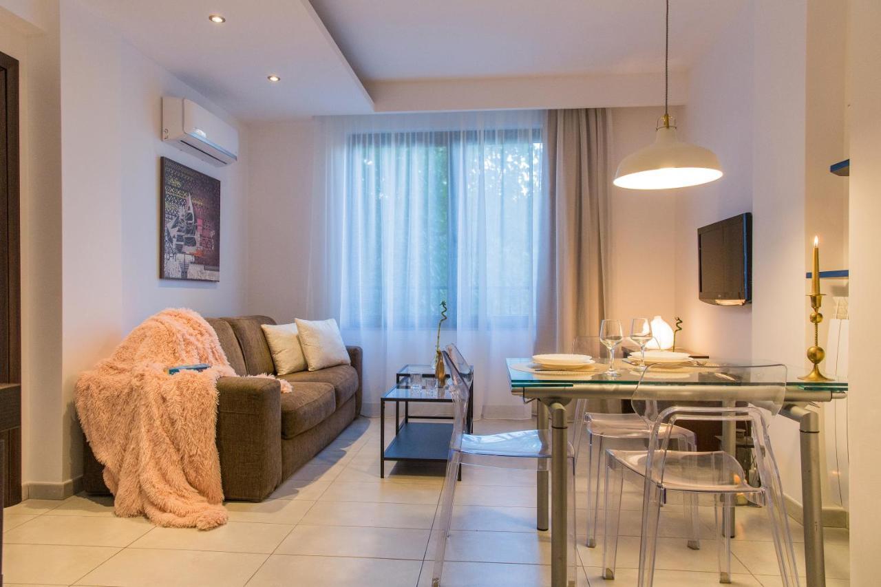 One Love Metropolitan Apartment Boekarest Buitenkant foto